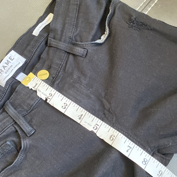 Frame denim Los Angeles in skinny de Jeanne, size 26 black distressed. - Picture 9 of 10